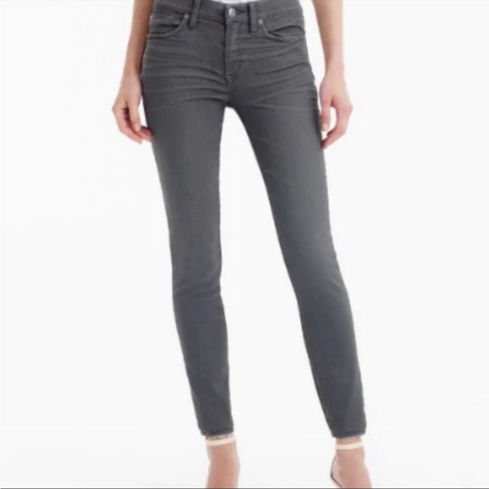 JCREW TOOTHPICK CORDUROY SIZE 31